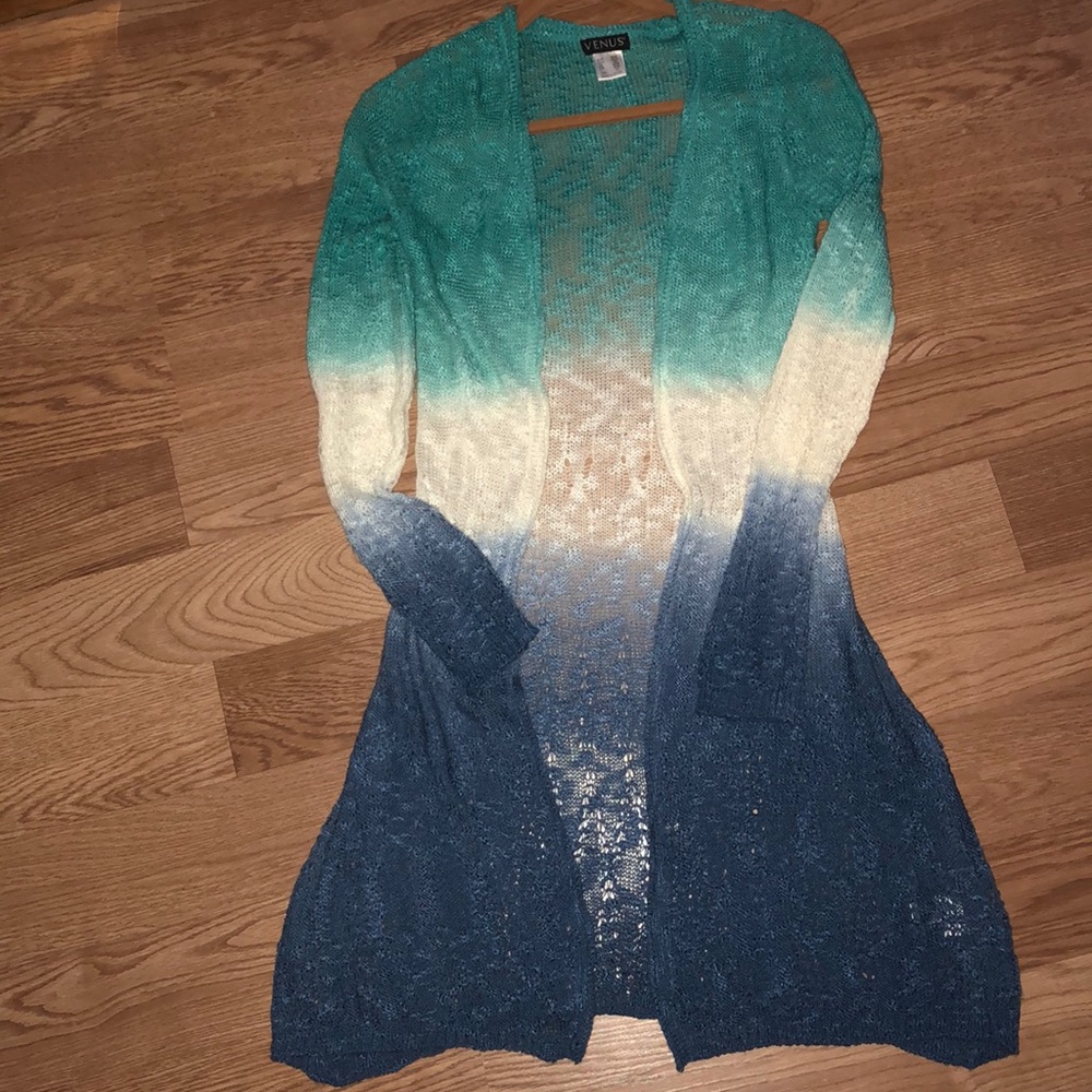 Knitted tri color cardigan